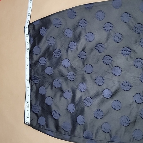 J Crew Size 00 "The Pencil Skirt" Black with Blue Polka Dots, Exc. Used Cond. - Picture 5 of 13